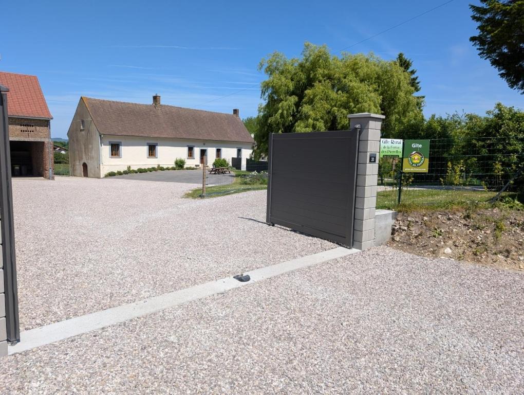 La Ferme Des Pierrettes Villa Menneville Exteriör bild