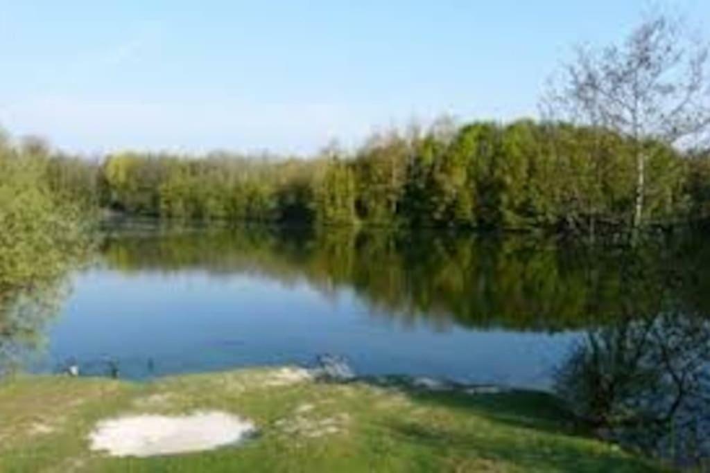La Ferme Des Pierrettes Villa Menneville Exteriör bild